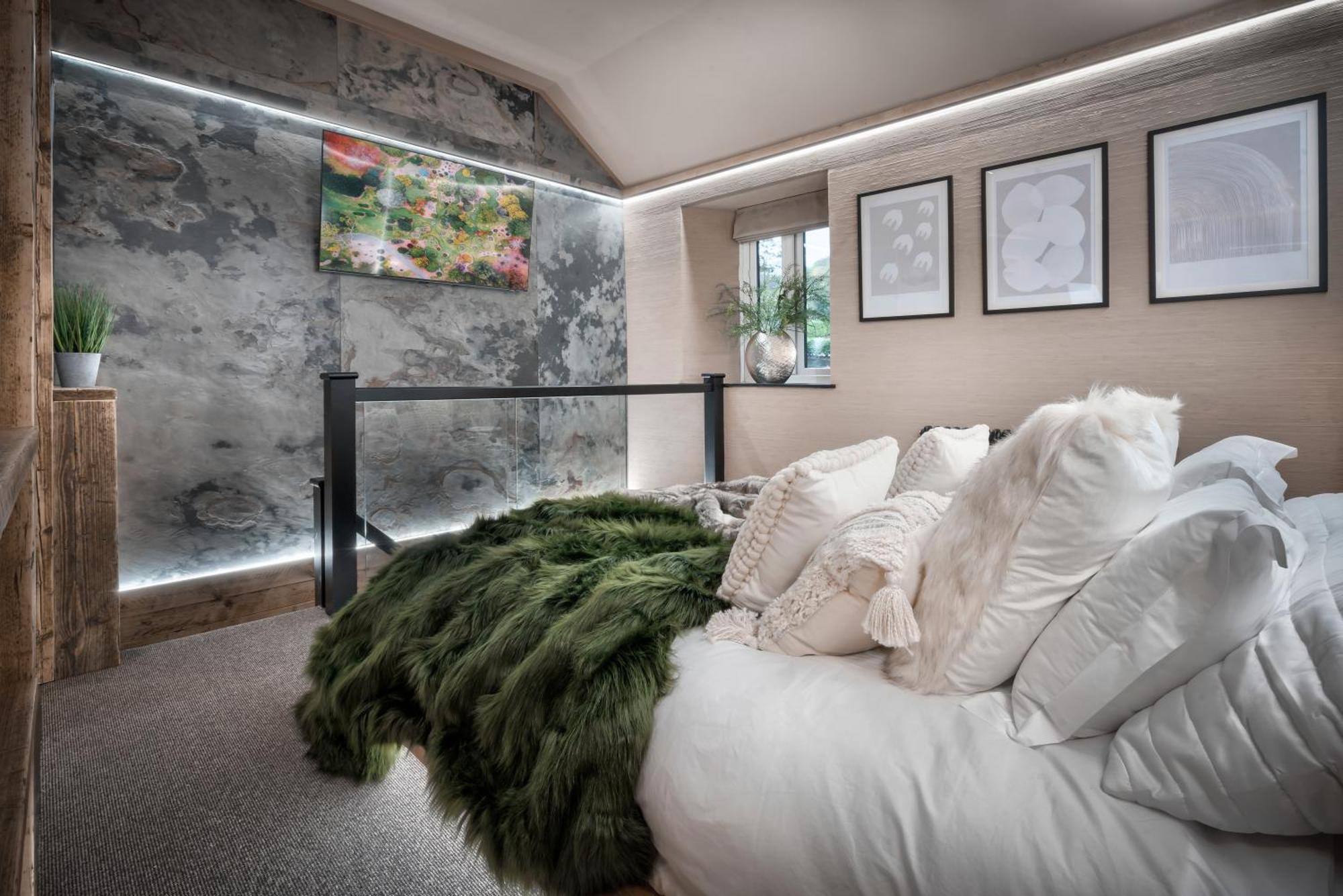 Holiday home Coronation Cottages, Modernised 200-year-old District Getaway For Two