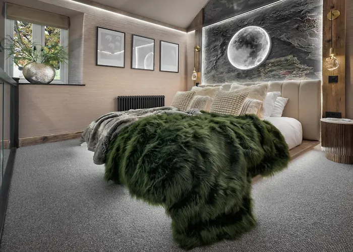 Coronation Cottages, Modernised 200-Year-Old Lake District Cottage Getaway For Two