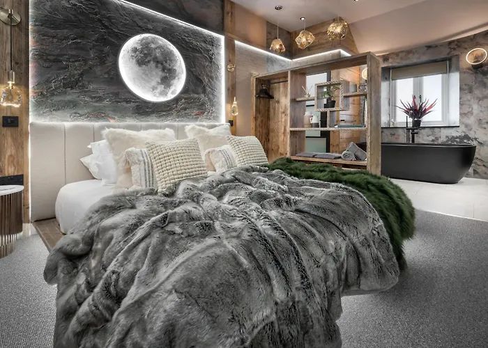 Coronation Cottages, Modernised 200-Year-Old Lake District Cottage Getaway For Two