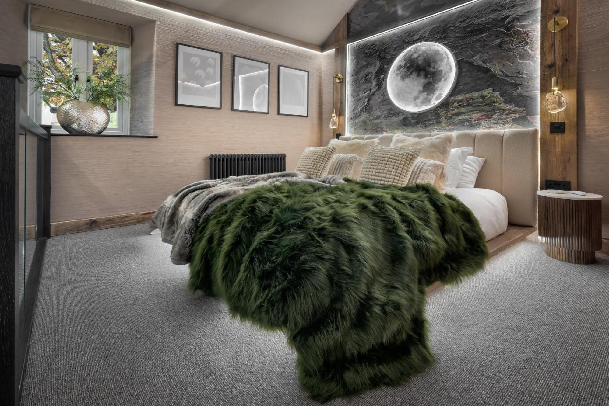 Holiday home Coronation Cottages, Modernised 200-year-old District Getaway For Two