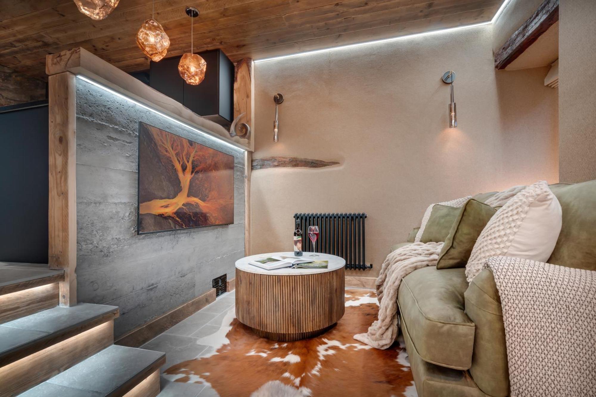 Coronation Cottages, Modernised 200-year-old District Getaway For Two Holiday home *